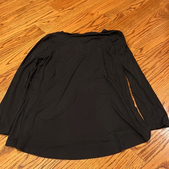 IMNYC Issac Mizrahi Woman’s Black Long Top Size M - Picture 4 of 5